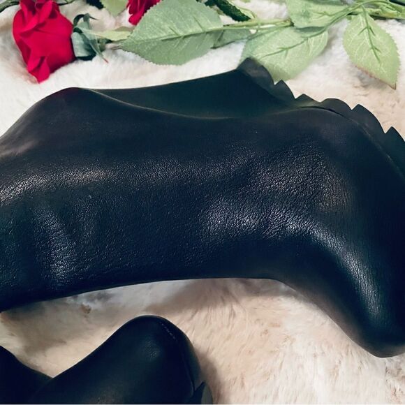 ♥️ THE SAW SOLE WEDGE ANKLE BOOTIE
CUTTING EDGE SHARPEST STYLE CAMILLA SKOVGAARD - Picture 16 of 17